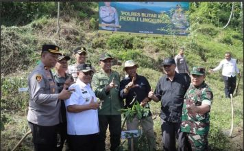 Bupati Blitar Gelar Tanam Pohon Program Ketahanan Pangan di Kali Bladak Kecamatan Nglegok