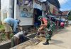 Babinsa Desa Bengkal Bersama Warga Gotong Royong Bangun Drainase