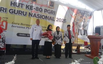 PGRI Tulungagung Apresiasi Pengangkatan Ibunda Guru PGRI Kabupaten Tulungagung di Hari Ulang Tahun PGRI ke-80