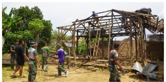 Dikebut, RTLH Warga Mandala Mulai Diratakan