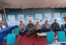 Kebersamaan TNI – Polri Jaga Pos Pam Libur Lebaran di Pelabuhan Kecamatan Kalianget