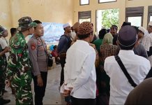 Babinsa Dampingi Kepulangan Santri Ponpes Nurul Huda Situbondo di Pelabuhan Ferry Ra’as