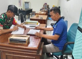 Sinergitas Tanpa Batas, Babinsa Catat Data Terbaru Di Desa