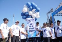 Ribuan Masyarakat Ikuti HUT ke-14 Kabar Madura, Achsanul Qosasi: Semoga Kita Jadi Orang Pojur!