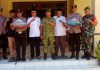Bawa Surprise ke Polsek, Koramil Giligenting Sampaikan Pesan Menyentuh di Hari Bhayangkara ke-80