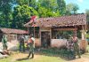 Babinsa Koramil 0827/05 Lenteng Bantu Rehab RTH, Wujud Nyata Bakti TNI AD Masyarakat