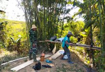 Jembatan Karang Mulai Dibangun, TNI dan Warga Pasang Bouwplank Pondasi
