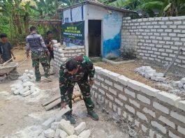 Wajah Sumringah Pak Ibnu, Rumah Lapuknya Dibedah TNI Sumenep