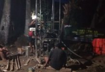 Pengeboran Sumur Bor Bakti TNI AD di Pragaan Daya Berlanjut Hingga Malam
