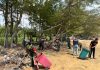 Program Bakti TNI AD Untuk Rakyat, Danramil 0827/15 Batu Putih Ajak Warga Bersihkan Pantai Badur