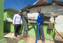 Kekeringan Melanda Sumenep, 5.000 Liter Air Bersih Disalurkan ke Warga Langsar