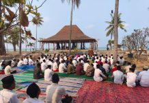 Warga Masalembu Gelar Sholat Istisqa, Danramil Ajak Perkuat Doa